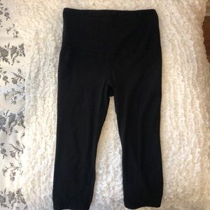 Gap Maternity Cropped Leggings